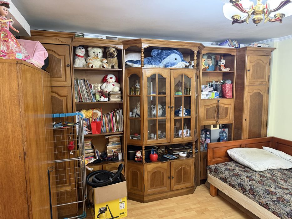 Vand mobila contemporana inaltime 210