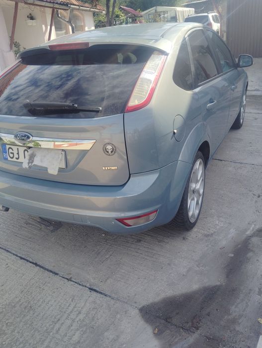 Vând Ford Focus anul 2008