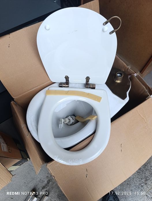 Продам унитаз Испанский