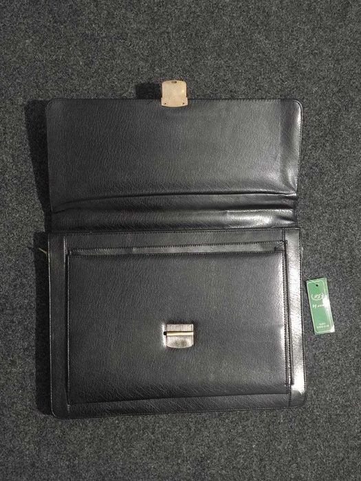 Diplomat портфель