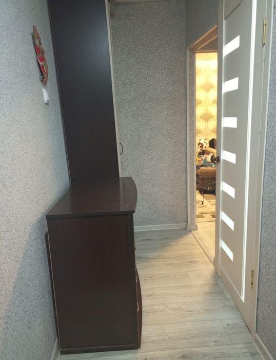 Продам 1к р-н Уюта 4/5