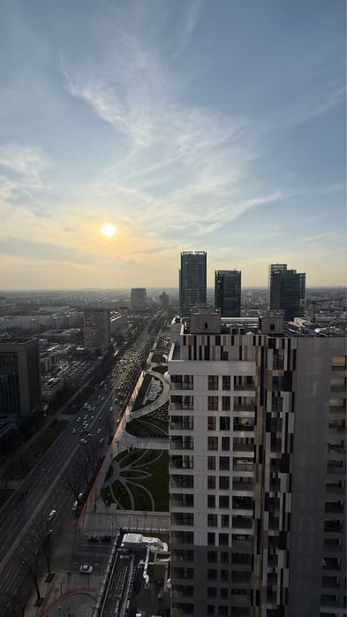 ЖК Nest one 3/25/51  72.15м2  6 панорамных окон Вид на Хумо арена
