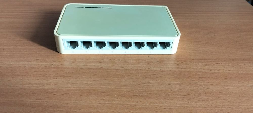 TP-LINK камутатор работает