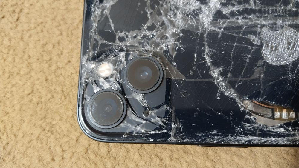 iPhone 13 На запчасти.