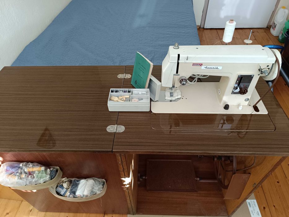 Шевна машина комбинирана