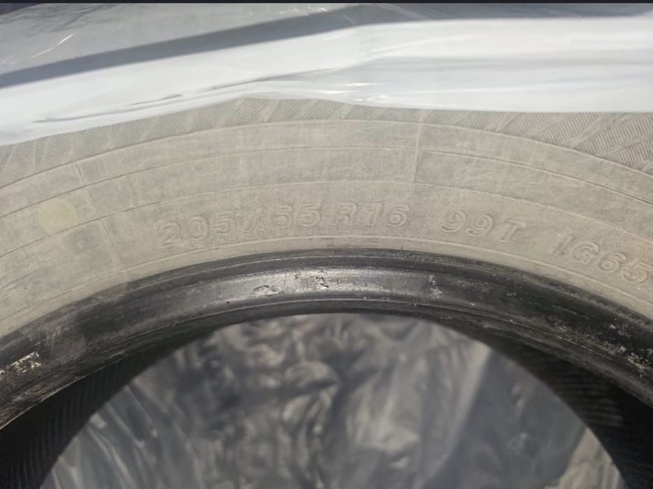 Продам комплект зимней резины