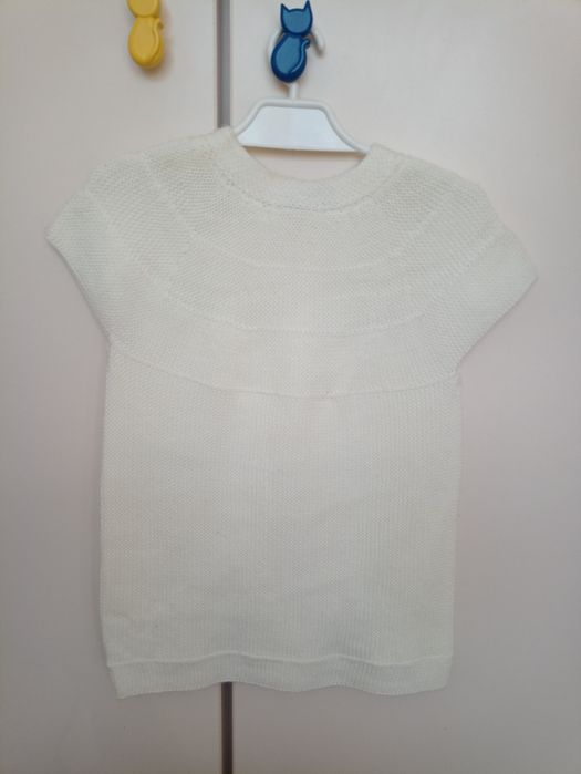 Vând rochiță de școală