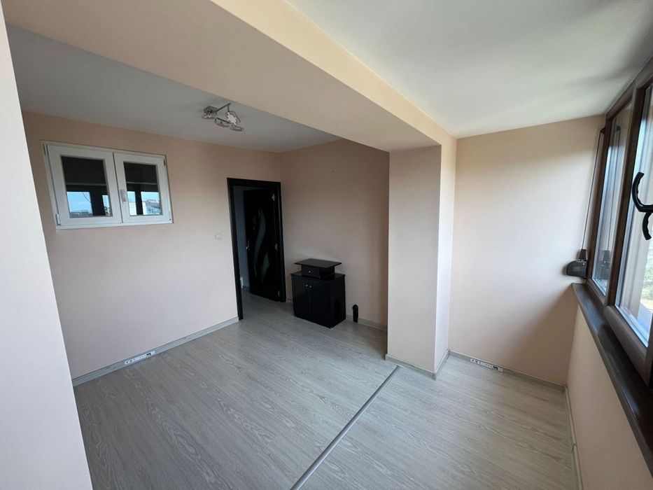 Двустаен апартамент! ж.к. Връбница 1! След ремонт!