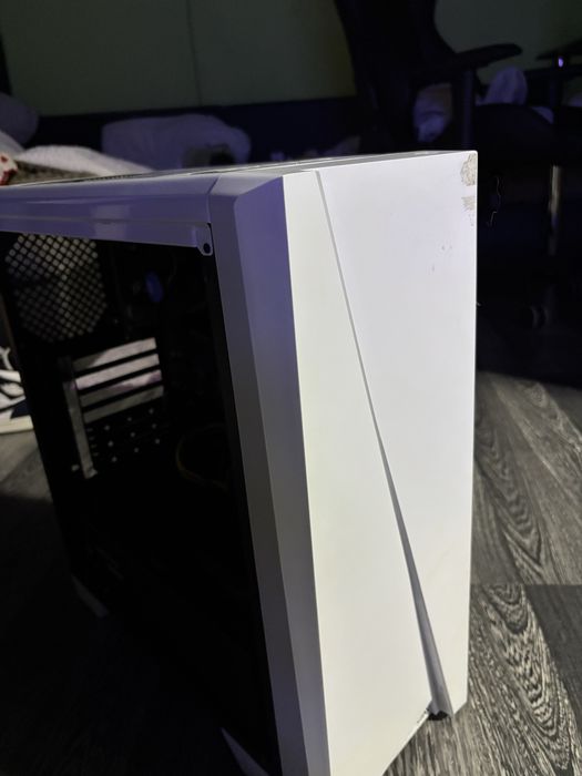 Vand pc fara placa video ,  si ssd