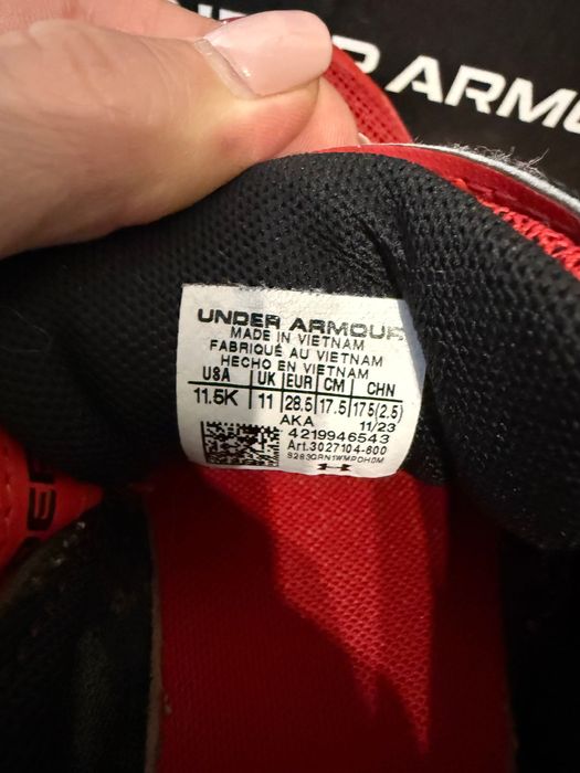 Детские кроссовки Under Armour