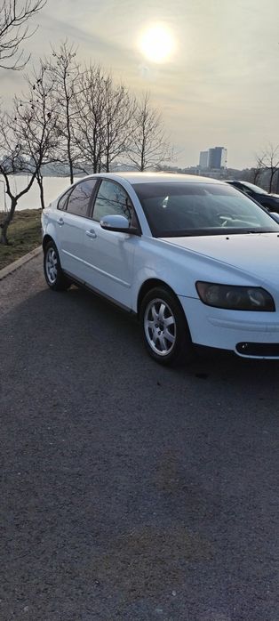 Vând Volvo S40, 1,6 benzină!