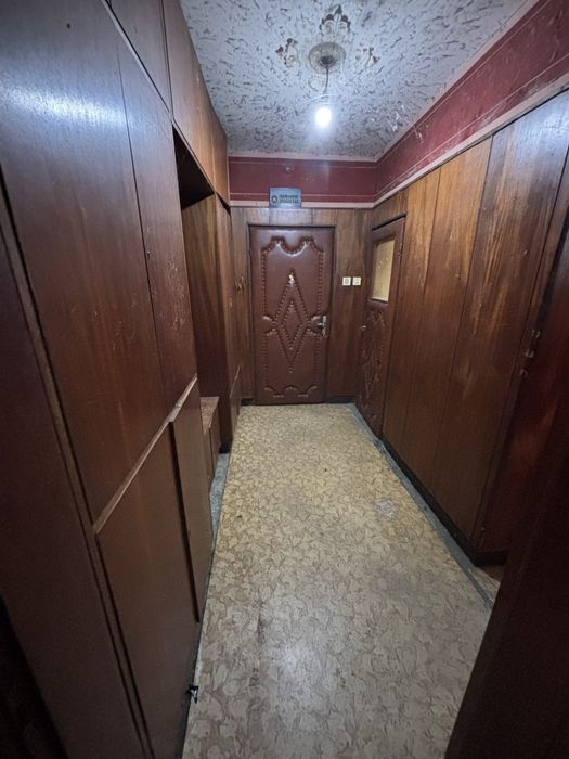 Продава се Тристаен апартамент в Плевен, Идеален център - 72 кв.м за 1389 €/кв.м - Снимка #6