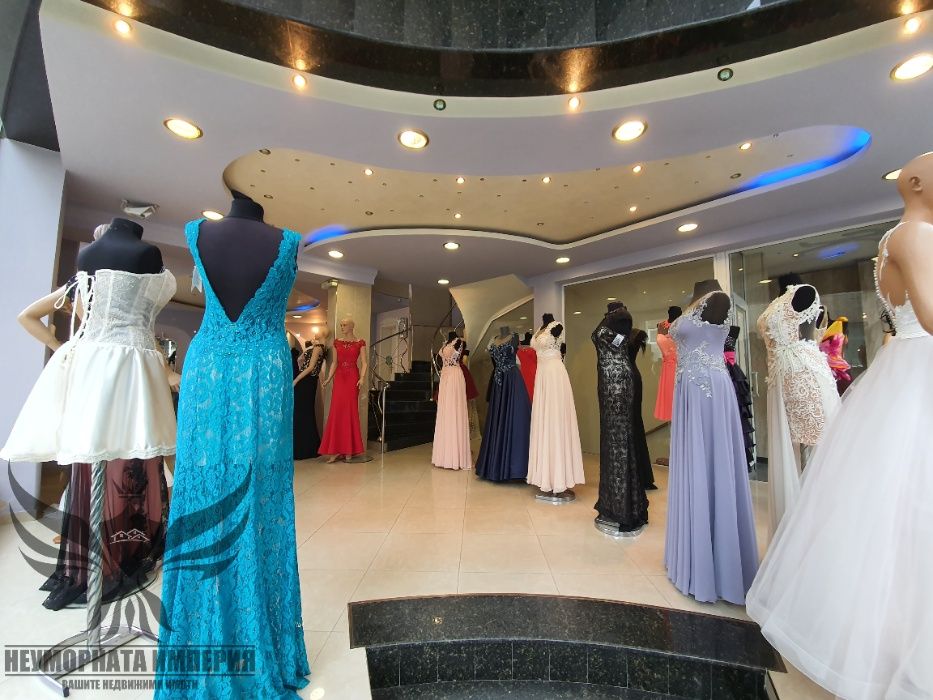 Дава се под наем Магазин в Асеновград - 266 кв.м за 514 € - Снимка #6