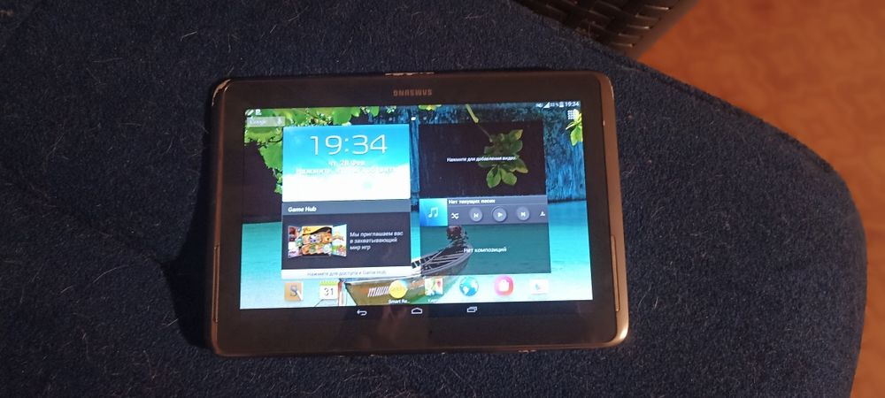 Samsung galaxy Note 10.1 модель (GT-N8000) планшет