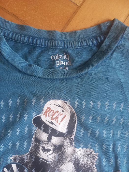 Детска блузка за дете на възраст 8 години.