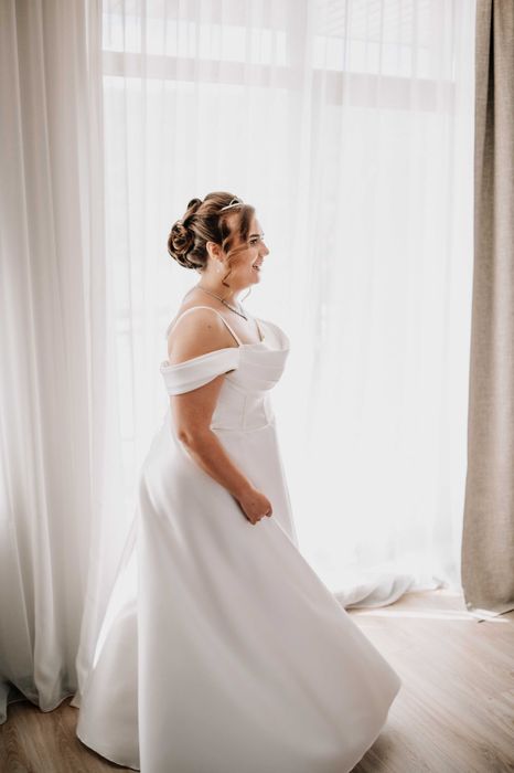 Елегантна булчинска рокля – А-линия, гъвкав размер (44-54)