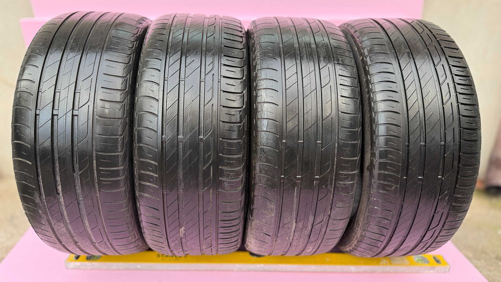 Vand set 4 anvelope de vara Bridgestone 225/45/17 foarte bune
