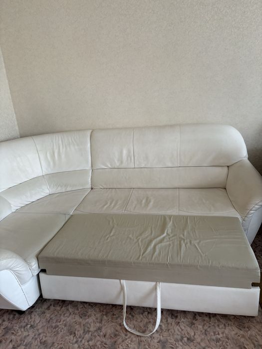 Продам угловой диван
