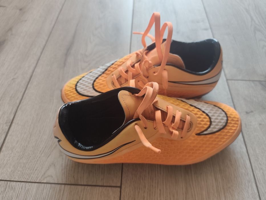 Футболни обувки Nike Hypervenom