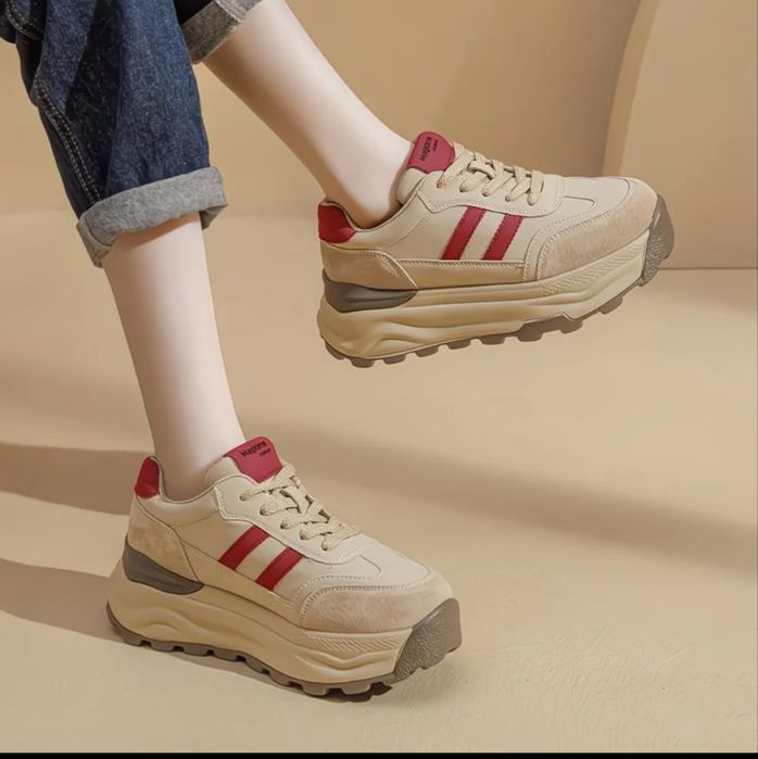 Кроссовки 36р, новые