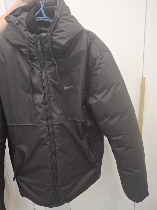 Зимняя куртка Nike