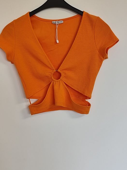 Bershka top crop nou