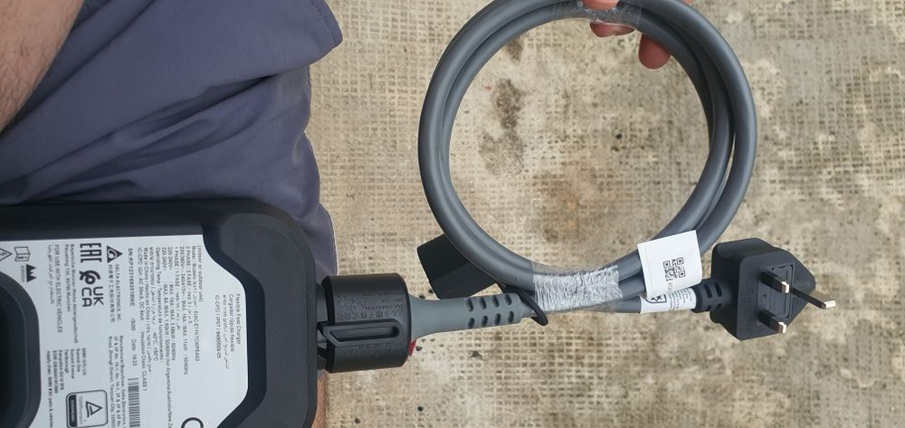 Stație de încărcare auto type 2