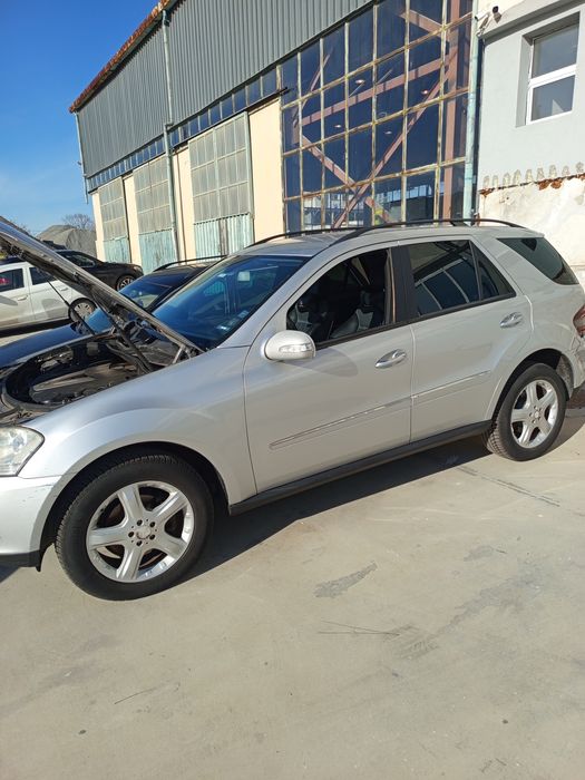 Продавам Мерцедес МЛ 320 дизел
