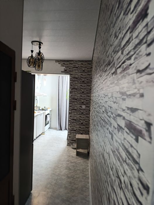 Продаётся пятикомнатная квартира в центре Термеза