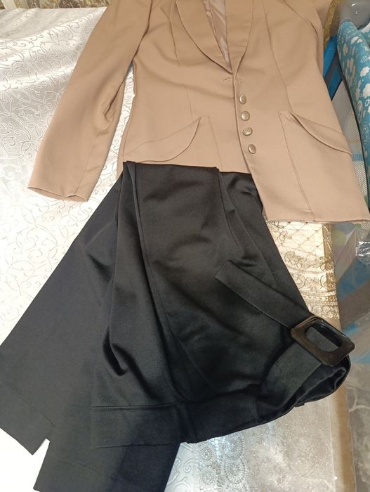 Ayollar uchun pidjak va shim. Женское пиджак и брюки