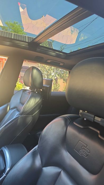 De vanzare Audi Q8