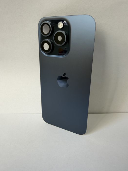 Заден капак за iPhone 15Pro- оригинален