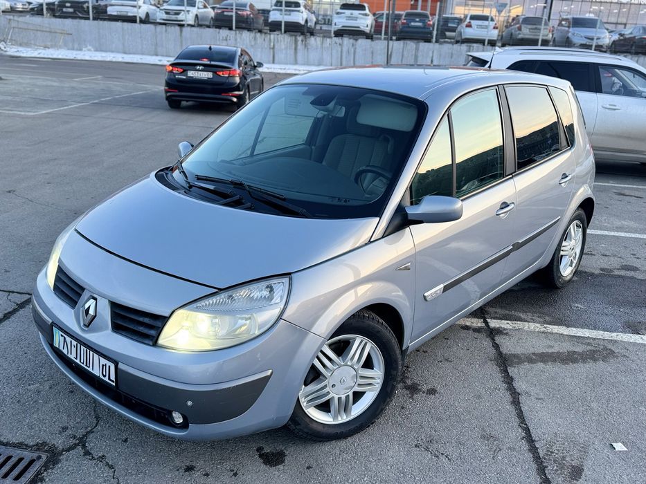 Рено Сценикс 2005г