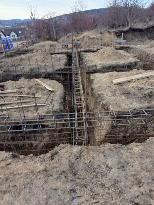 Echipa de constructori