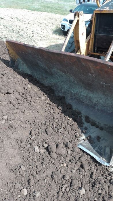 Debarasari moloz,pământ negru,galben,piatra o746.93o.13o