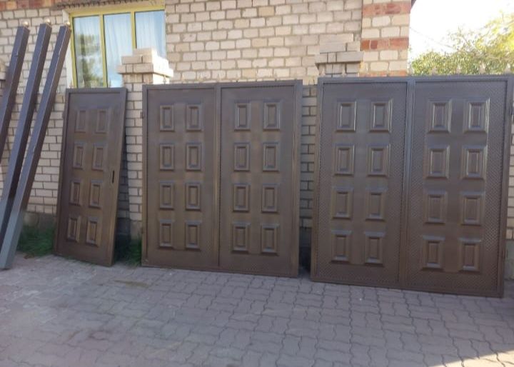 Металлические заборы ворота