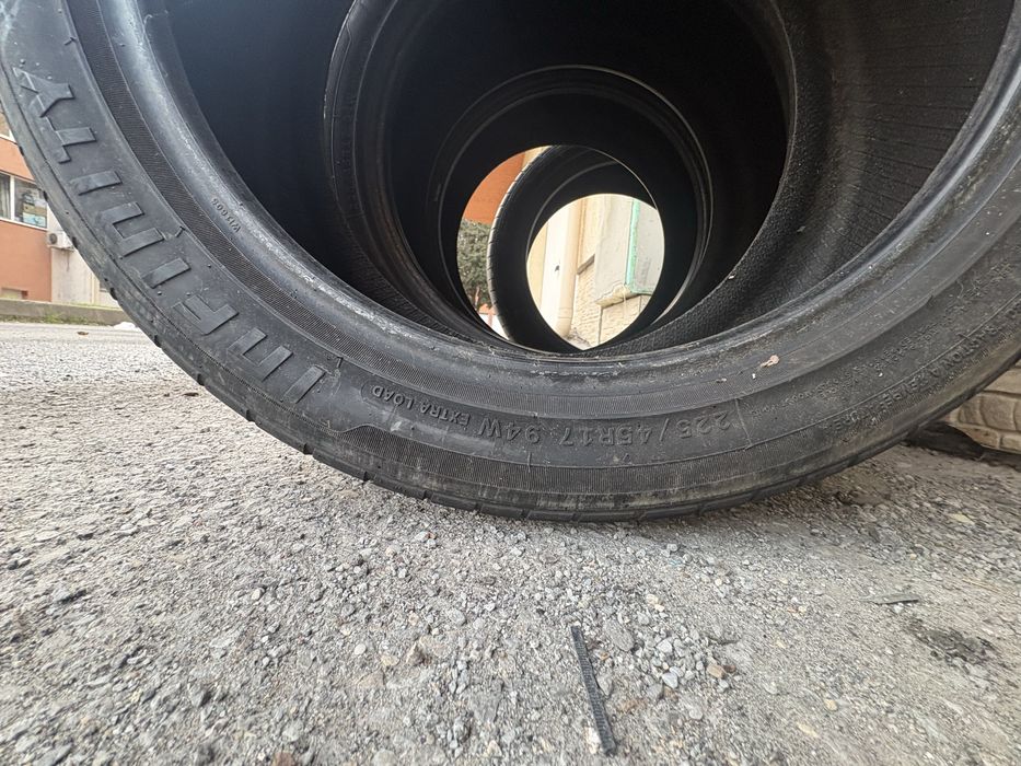 Гуми Infinity 225/45 R17