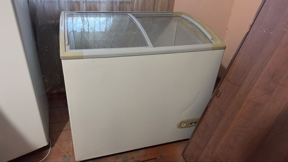 Продам Морозильник