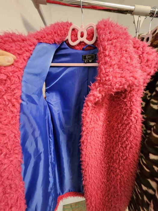 Пухен елек изкуствен каракул