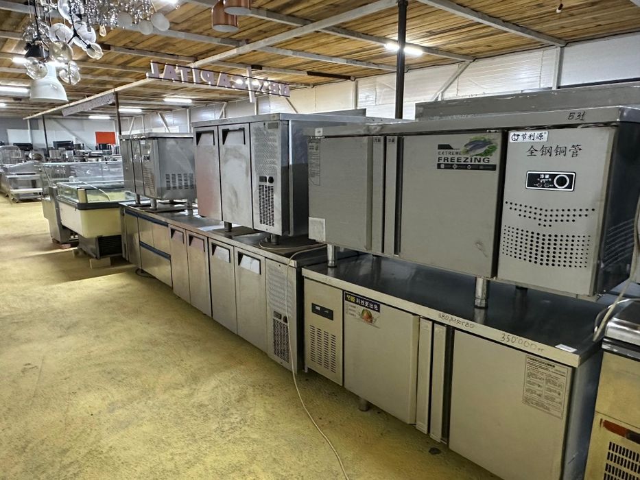 Оборудование,стол холодильник холодильники