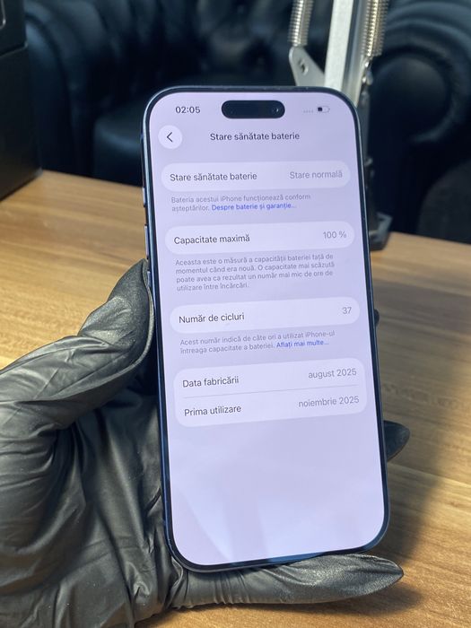 iPhone 17 Pro, 512 GB, Deep Blue, Foarte bun, Functioneaza in orice retea, Nu are semnal in Italia