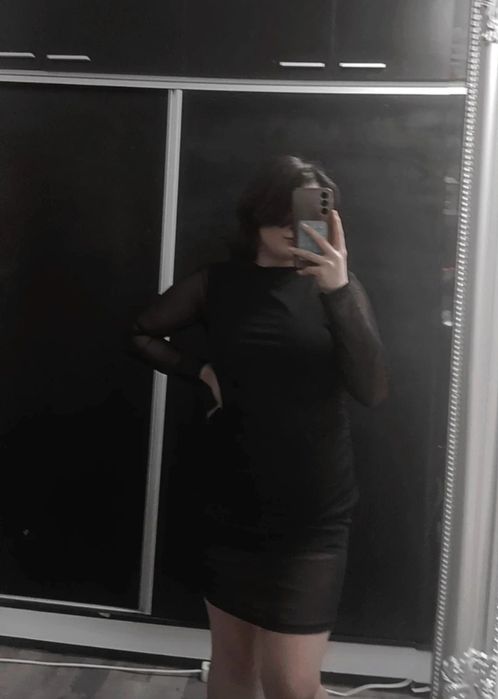 Rochie neagră scurtă