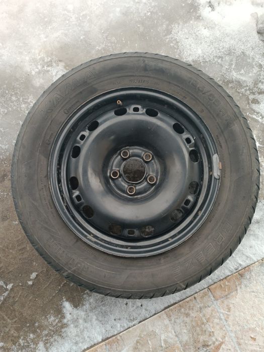 Продам летние шины с дисками в сборе