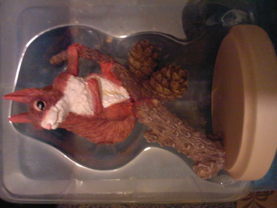 Mutat Publi Machete pasari veverita Eaglemoss pictate manual