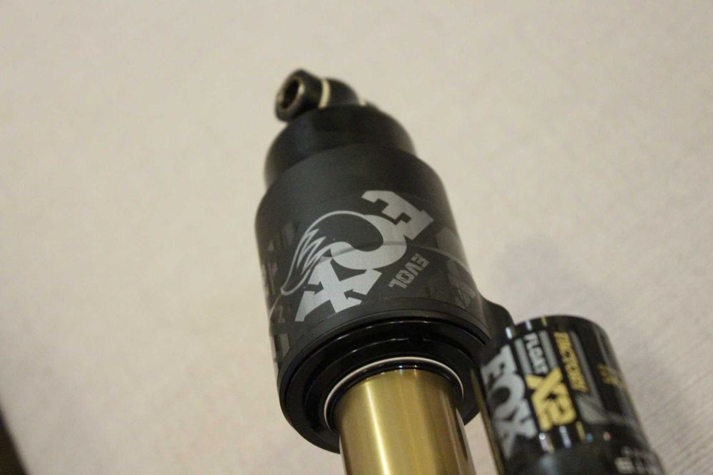 Amortizor FOX Float X2 Factory Trunnion 205x65 E-Tuned 2025