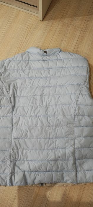 Курточка женская