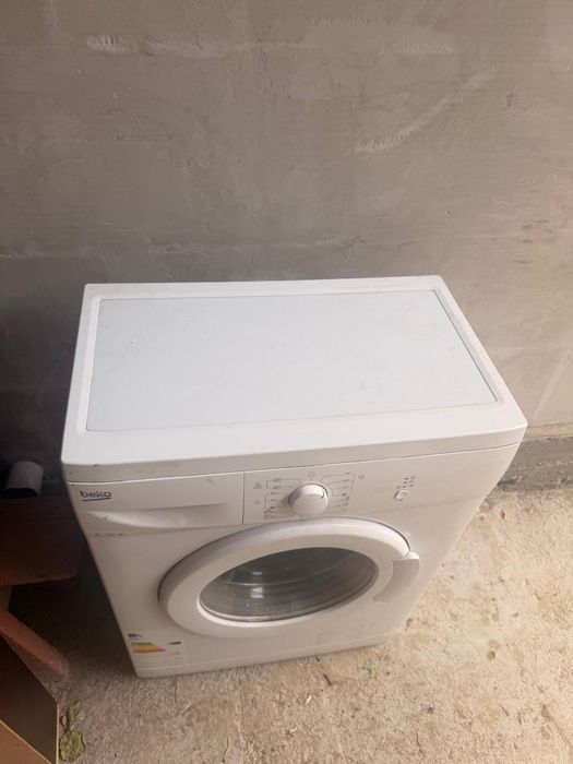 Продам стиральную машинку