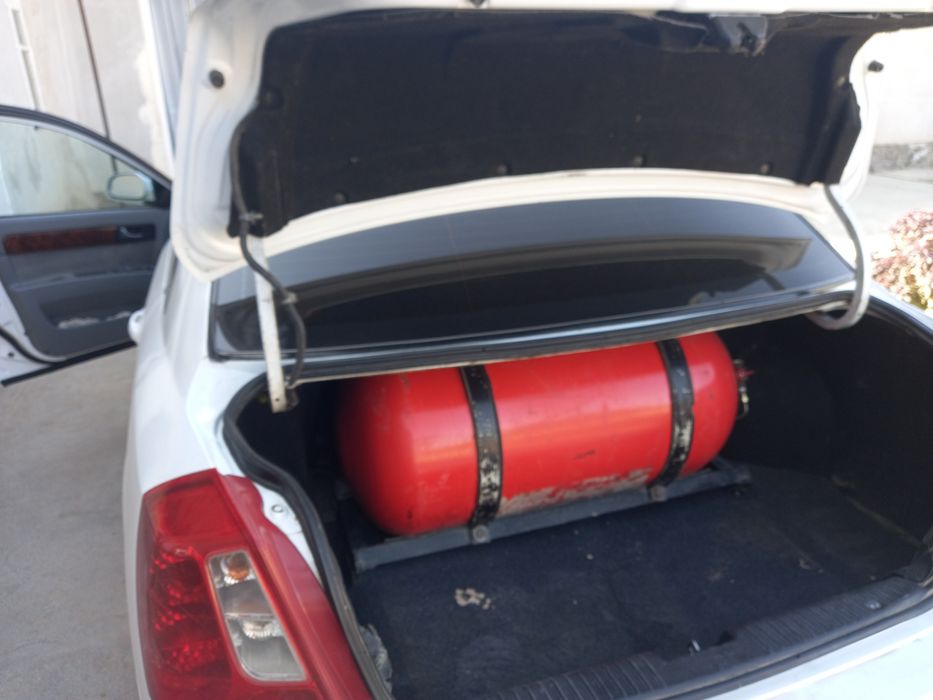 1,8 Lasetti sroshna sotiladi