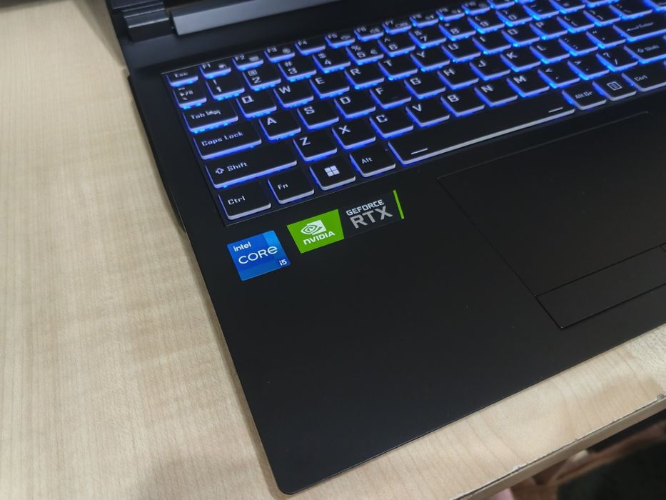 DELL G5 GD 15,6" IPS FHD 144Hz/CORE™ i5-11400H/16GB/512GB/RTX 3050 4GB