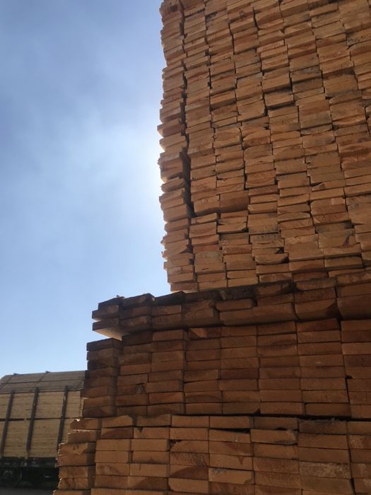 Пиломатериал доски и реки